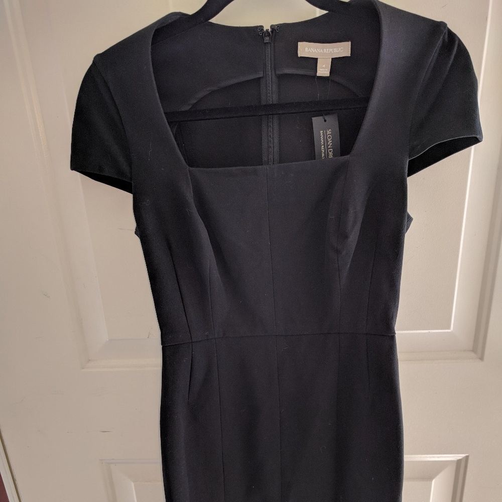 Banana Republic "Sloan" Dress - Size 4 - NWT